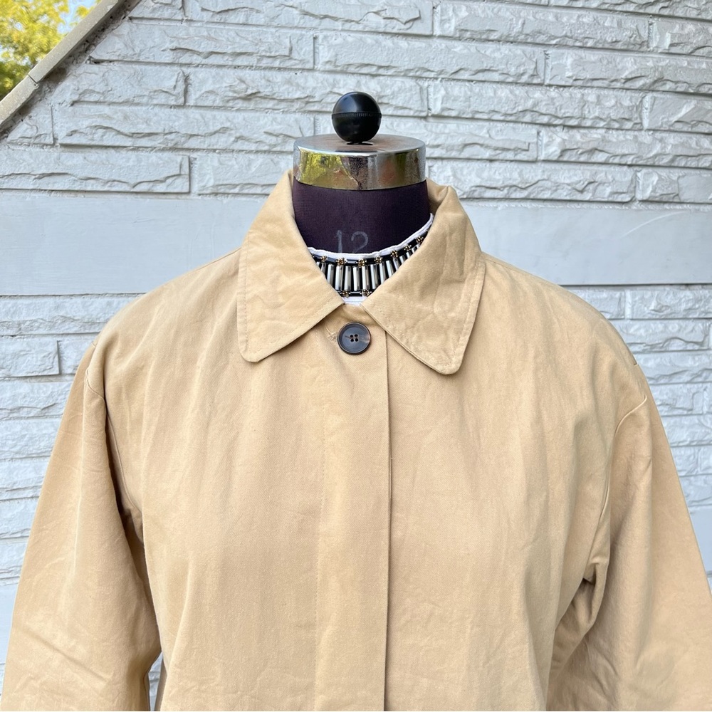 Simple Beige Collared Overcoat - Picture 3 of 9